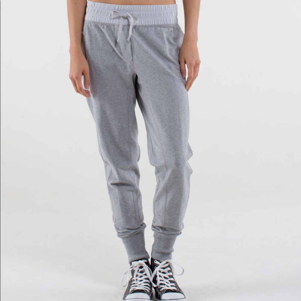 Lululemon Happy Yin Year Sweatpant